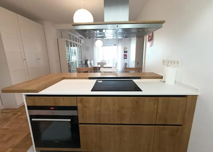 Amara Confort San Sebastian -garaje- 公寓 *